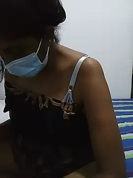 Amisha-35 live webcam show