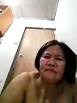 Hotsexymomcams4u live webcam show