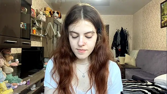 BuzzingRaid live webcam show