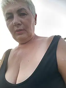 NicoleOlla webcam
