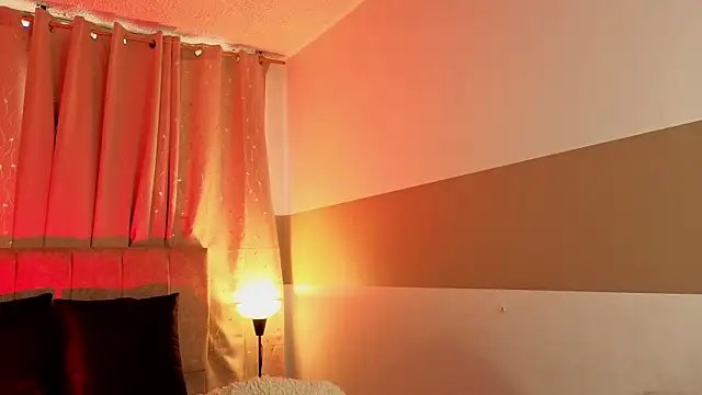 Zara_dulce webcam