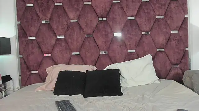 CarolinaGlamour webcam