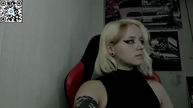 Holy_Mistress_S webcam