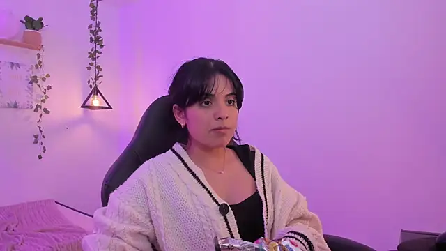 yurii_petite webcam