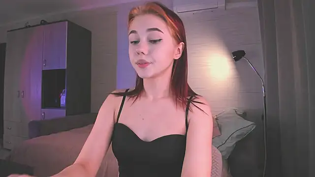 cute1yoga webcam