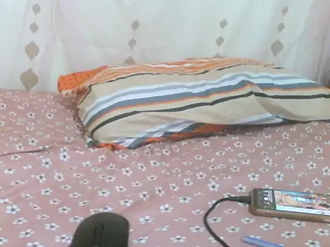 Pinky_pussy28 webcam