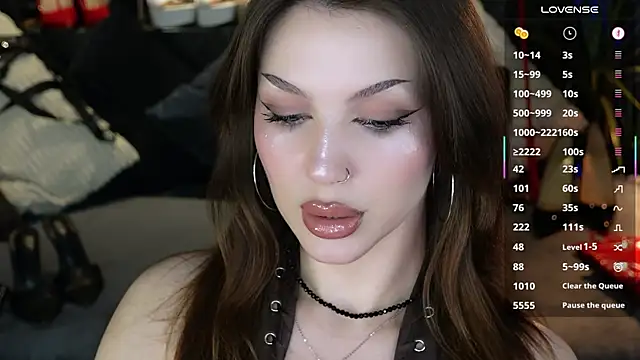 MistressDarsy webcam