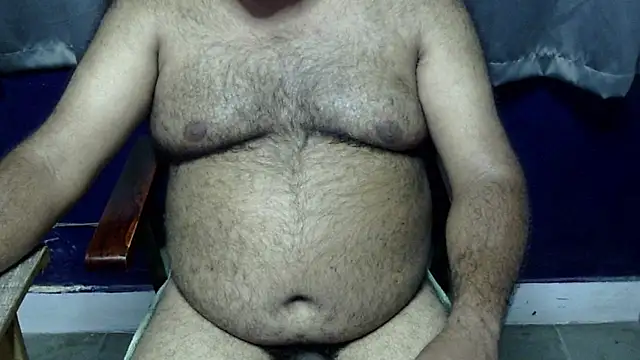 hairysubcub_70 (Ask my age) - Welcome To Daddy's Room. Make Daddy Cum.