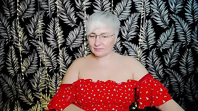 Olivia_playful webcam