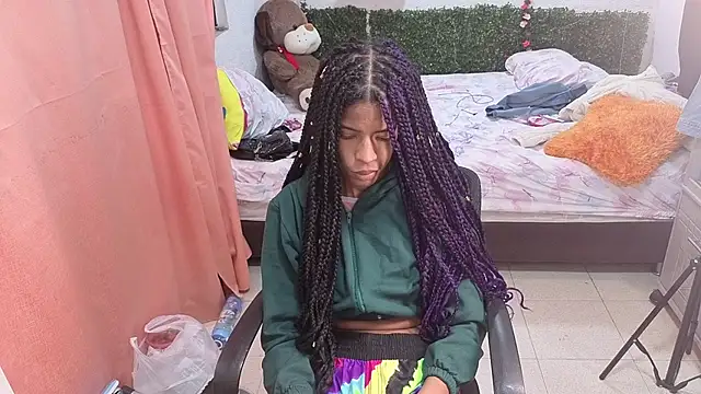 thianahorny webcam