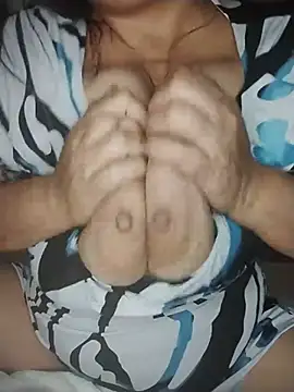 THEBEDroomdoOR webcam