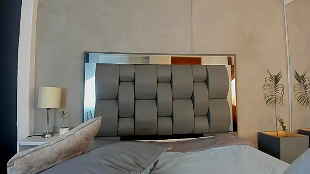 Charlie___Musk webcam