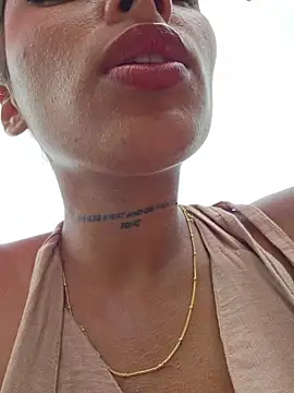 Lorena_Mcfly webcam