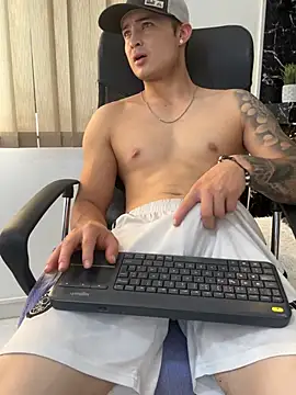 Alexander_ferre webcam