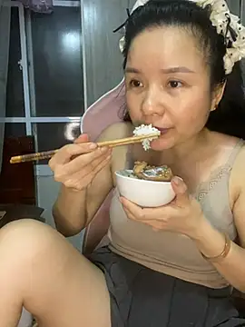 Ivy_Trix2 webcam