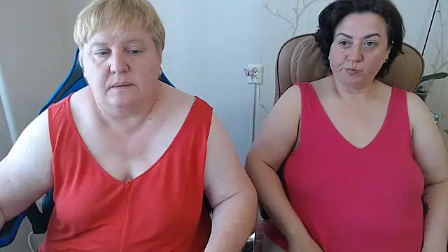 Lindy-Jeanie webcam