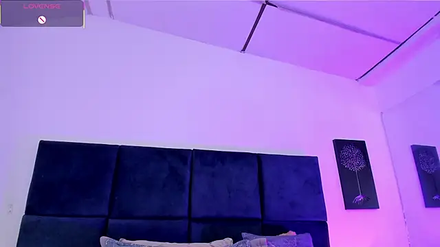 april_jones05 webcam