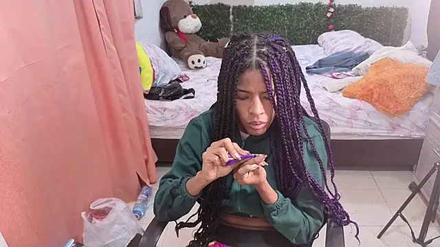 thianahorny webcam