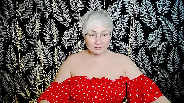 Olivia_playful webcam