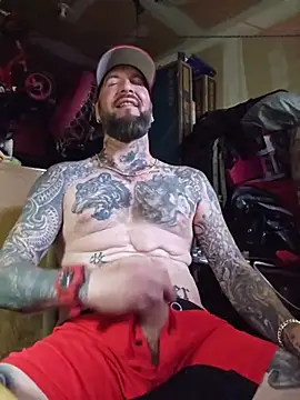 Beardedtattood live sex cam