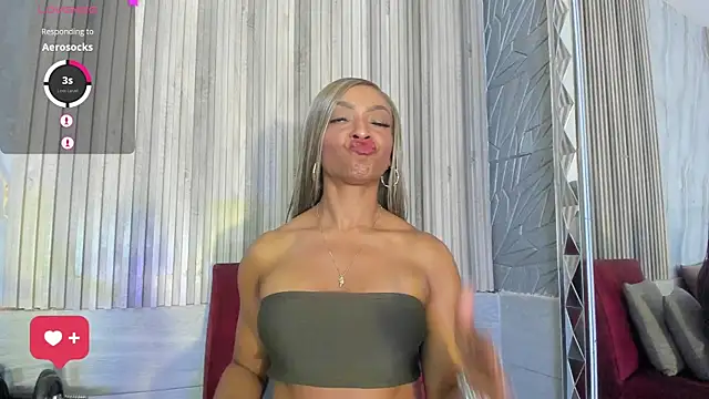 BriannaChelsea webcam