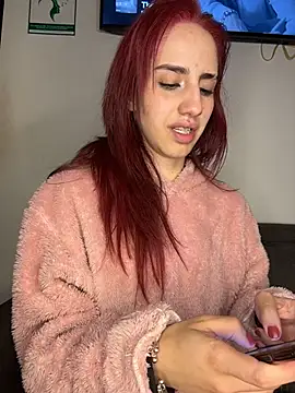elodie_rouge