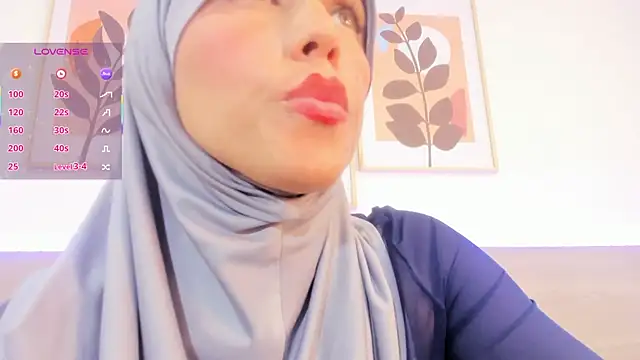 hanajameela live cam on StripChat