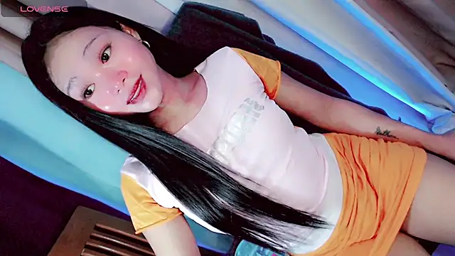 モデル: Littleslutty_baby