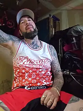 Beardedtattood live sex cam