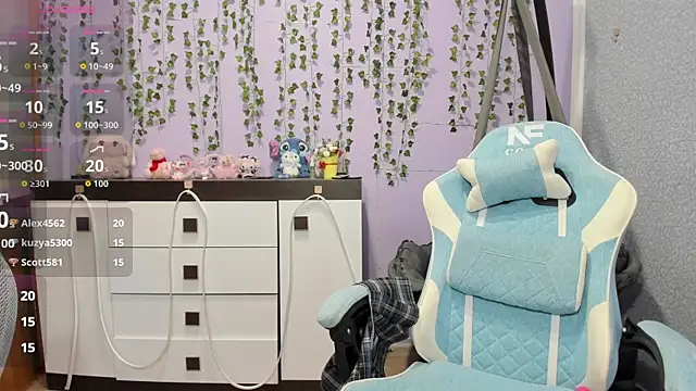 Yoonhee_ki live cam on StripChat