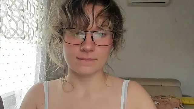 Lilith_lutherlow webcam
