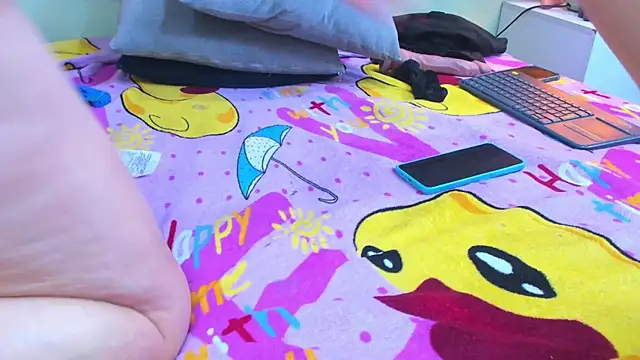 Hadde_multisquirt webcam