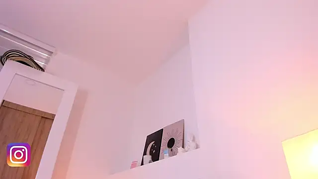nicolette_bale webcam