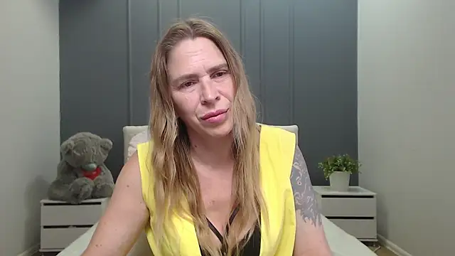 TessaDaybreak webcam