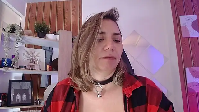 milfsecret69 webcam