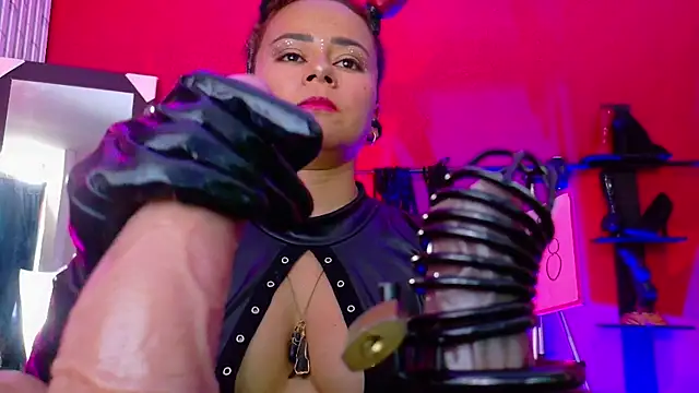 MistressSlut1 webcam