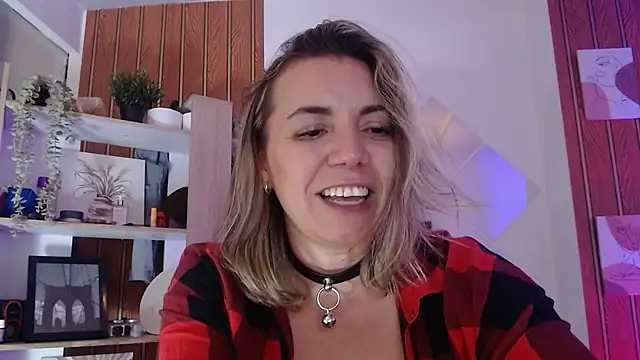 milfsecret69 webcam
