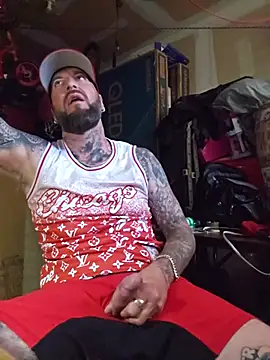 Beardedtattood live sex cam