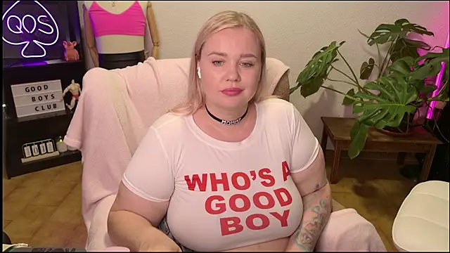 MargotGrey webcam