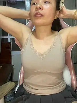 Ivy_Trix2 webcam
