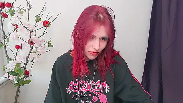 GuessMe___ live cam on StripChat