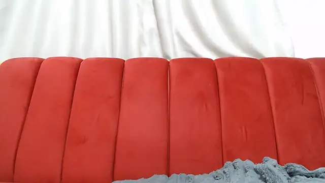 YummyMilkylanexxx webcam