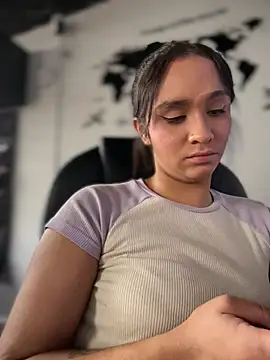 Isabella-Teen