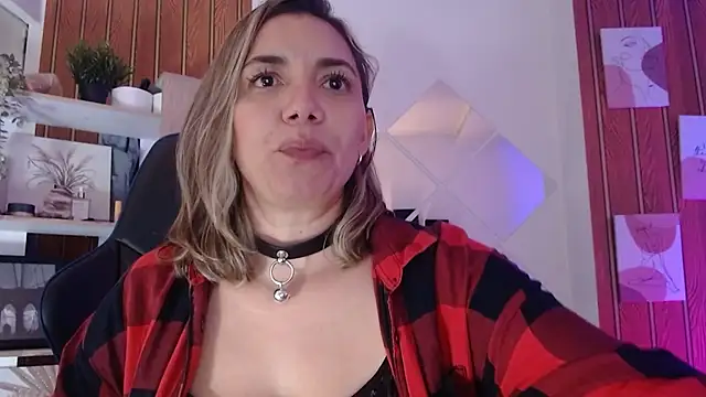 milfsecret69 webcam
