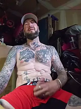 Beardedtattood live sex cam