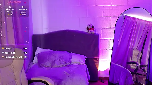 hazel_lee_ross (F teen) - 🎁10 blows ass🎁