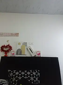 BustyMilf_