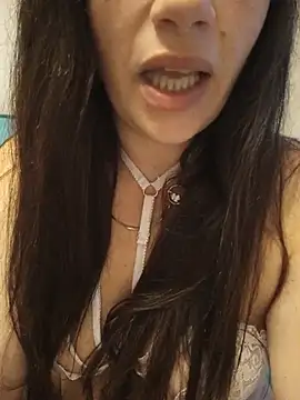 Amarteverdaderamente live webcam show