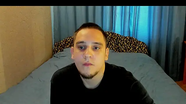 Bear_Beer130 live cam on StripChat