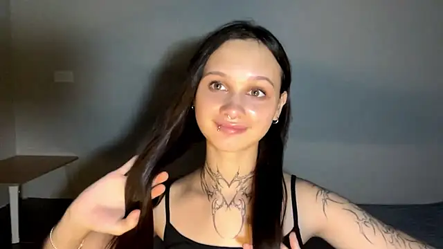 MayraLucarelli webcam